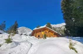 Hut magic: unforgettable winter nights in the snow